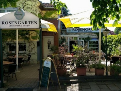 Foto: Rosengarten Altenweddingen 